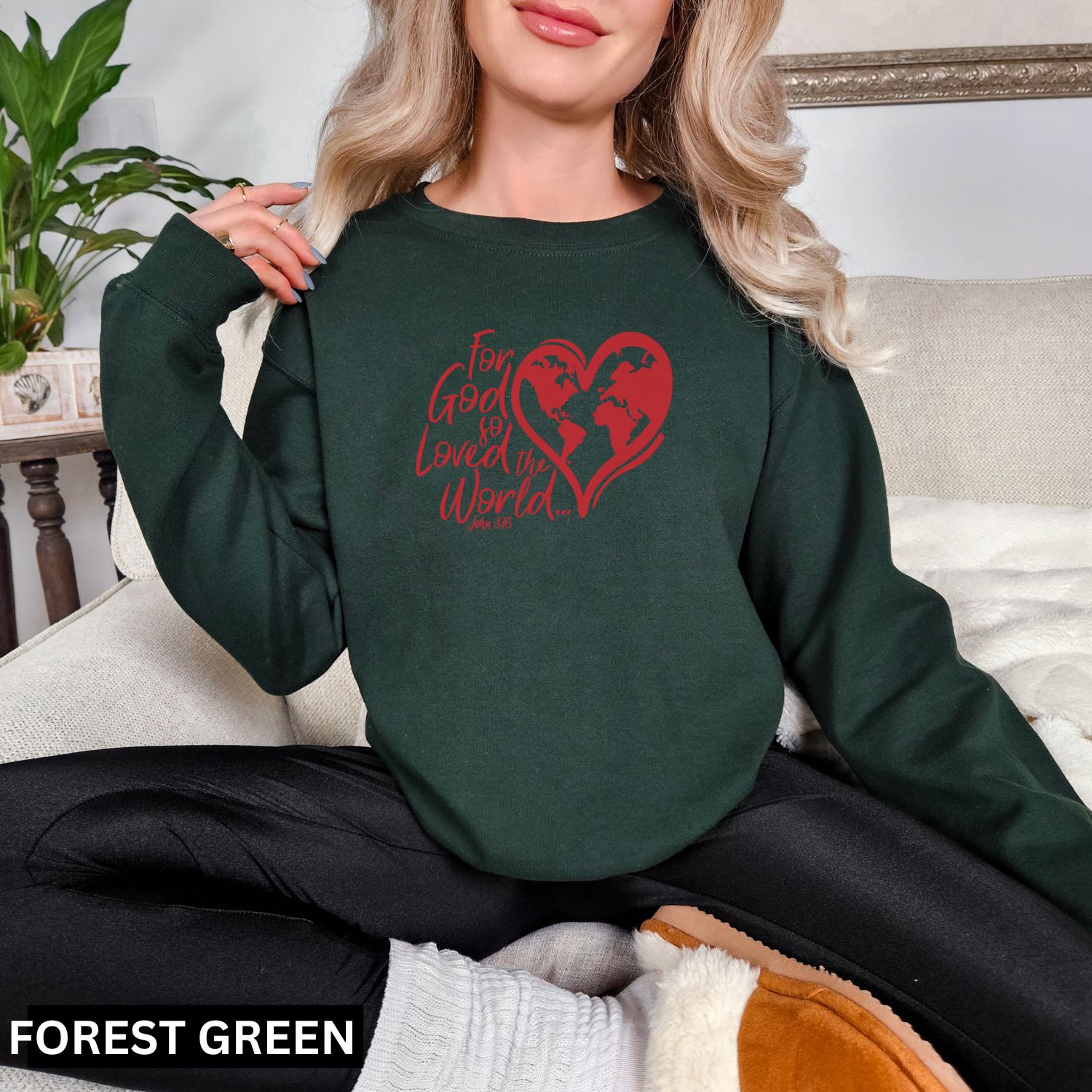 John 3:16 Christmas Sweatshirt - Image 5