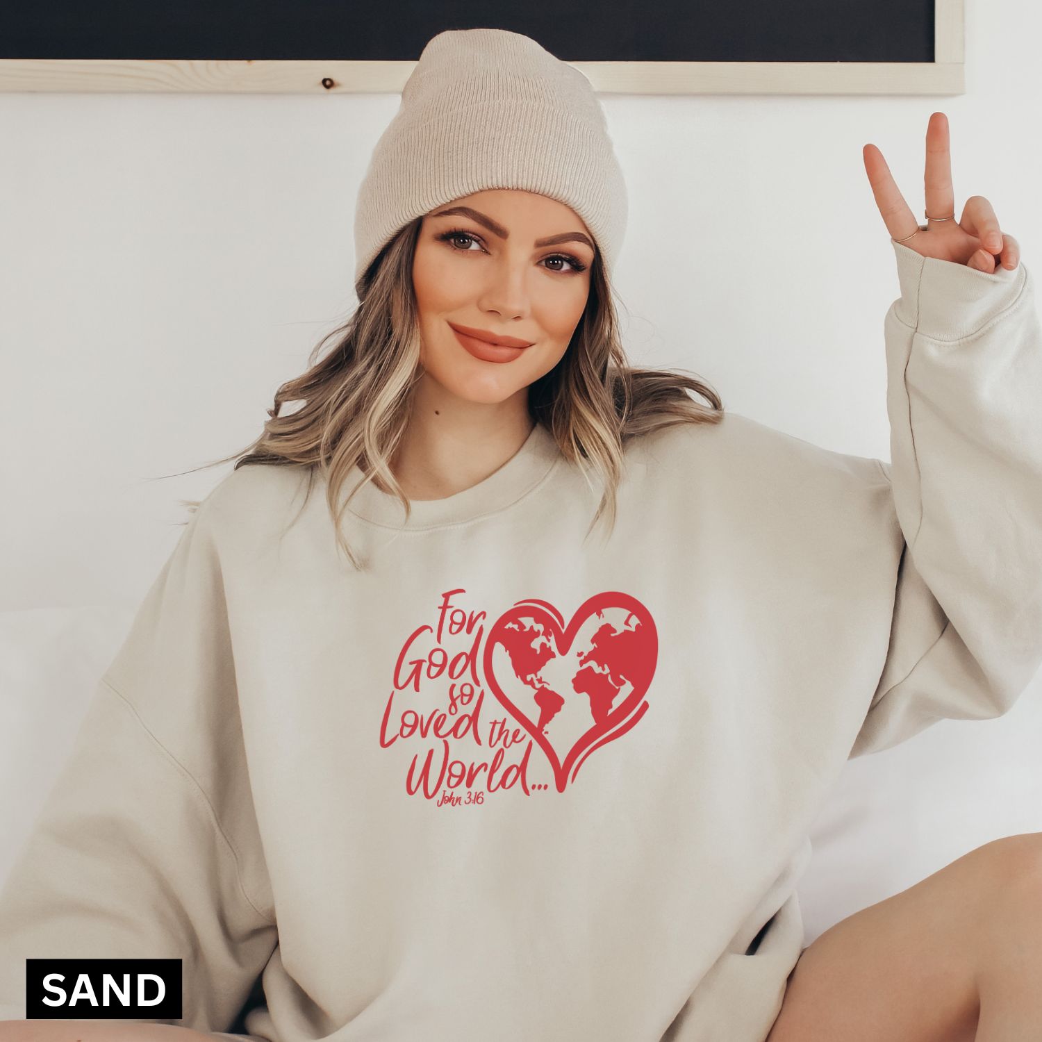 John 3:16 Christmas Sweatshirt - Image 7