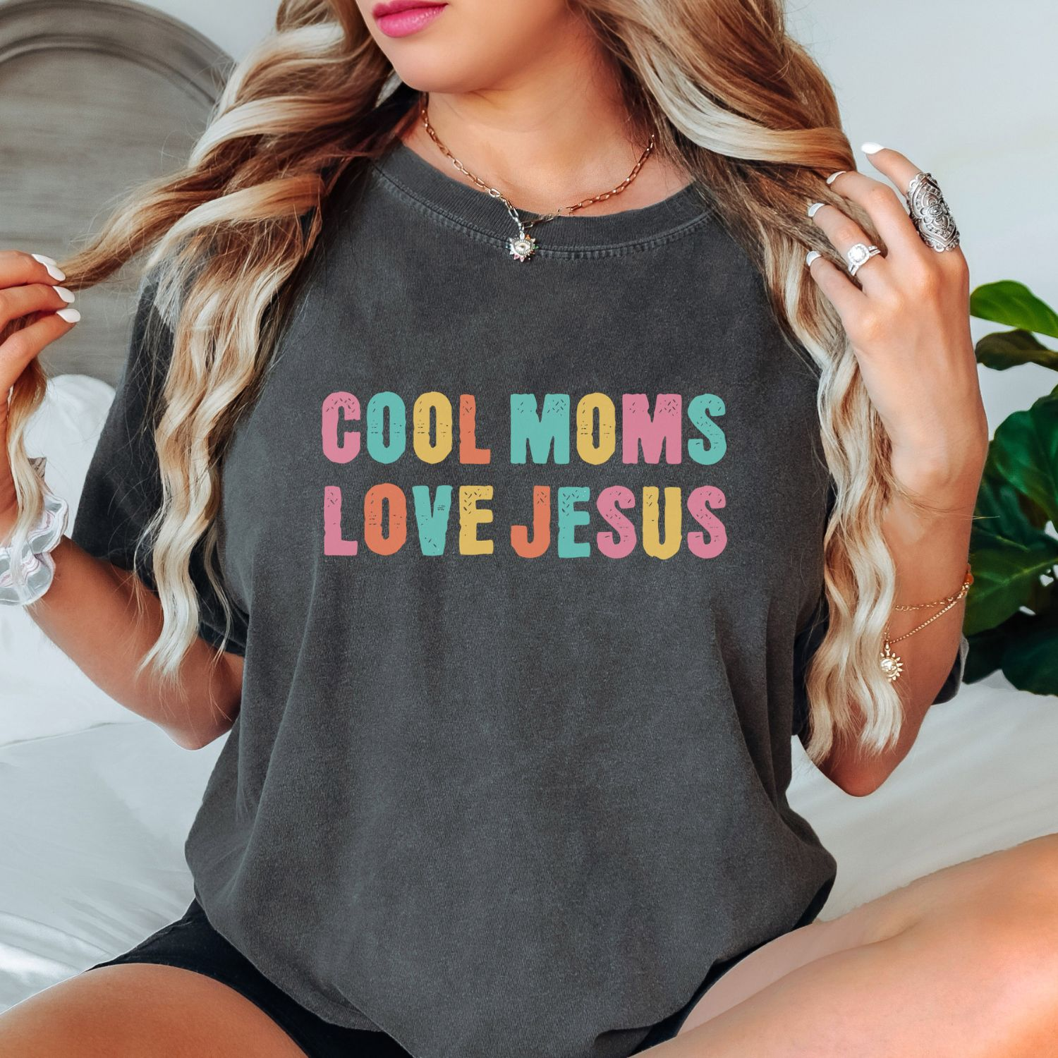 Cool moms t shirt - Image 6